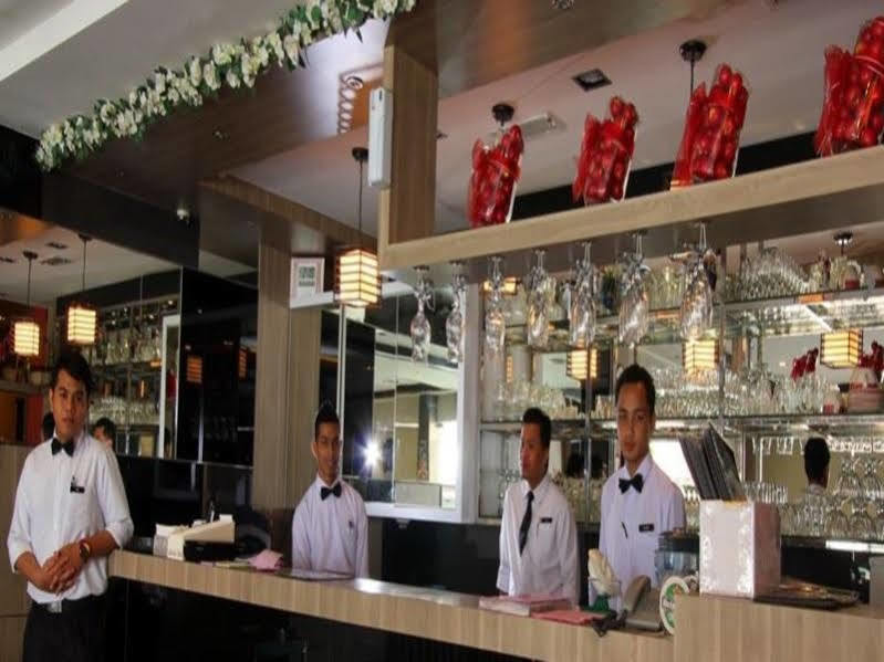 Crystal Sdn.bhd. Hotel