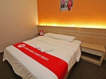 Hotel Crystal Sdn.bhd. 3*